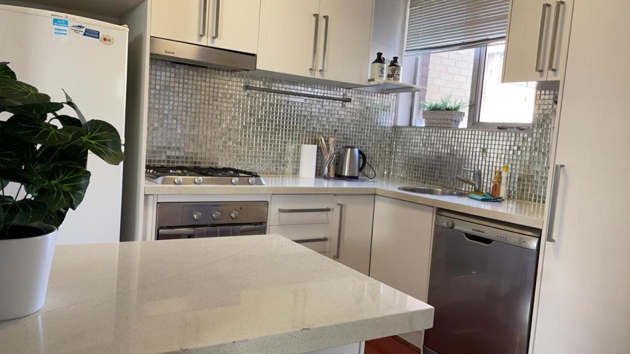 St Kilda Beachfront 2 Bedroom Apartment Μελβούρνη Εξωτερικό φωτογραφία